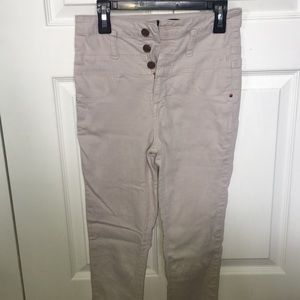 High wasted jeans💛